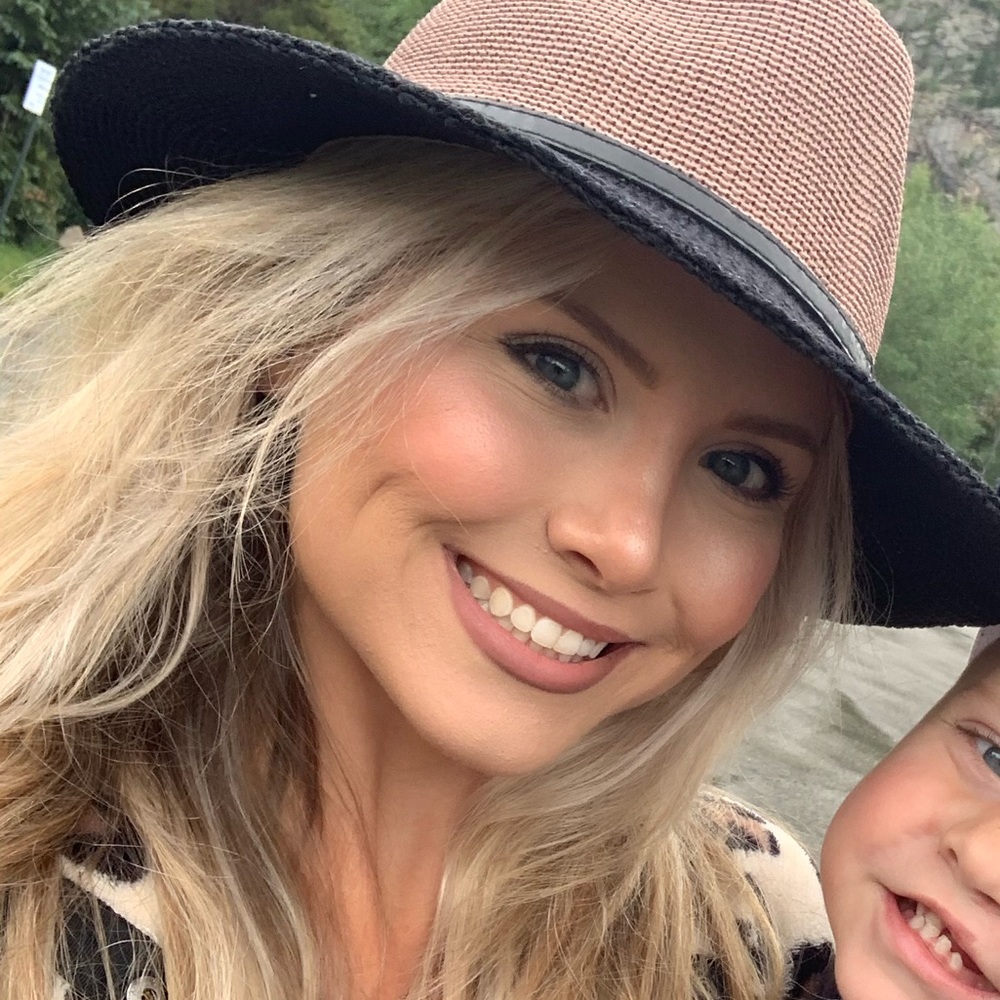 Meet your Posher, Sadie